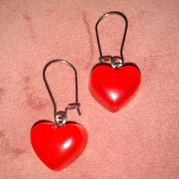 80s Retro Cherry Red Heart Candy Earrings Chunky Charm Hearts Stainless Steel - Picture 3 of 4